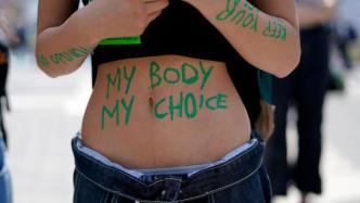 美媒：为保障堕胎权，拜登正考虑宣布公共卫生紧急状态