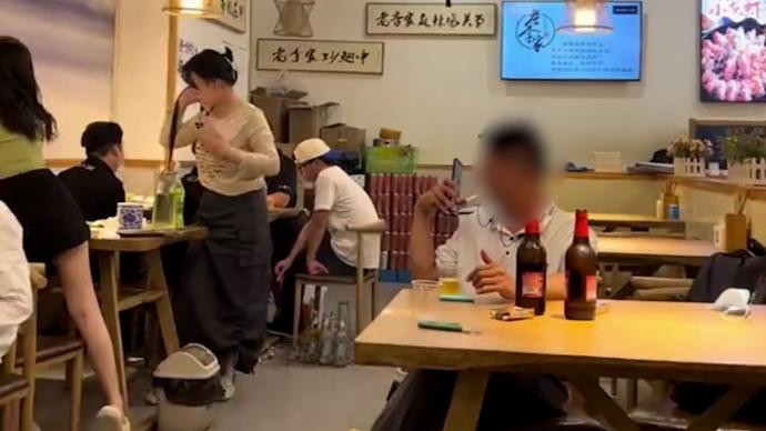 男子饭店偷拍邻桌女子直播，当事女子：热心情侣拍下证据