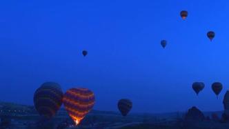 土耳其卡帕多基亚将举办第三届国际热气球节