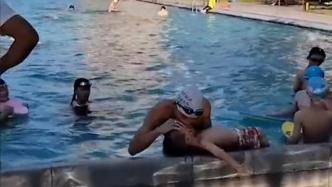 湖南汨罗一大学生打暑假工当游泳教练，遇男童溺水果断施救