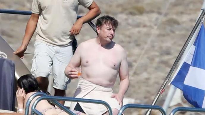 世界首富这般身材！马斯克半身照遭全网调侃