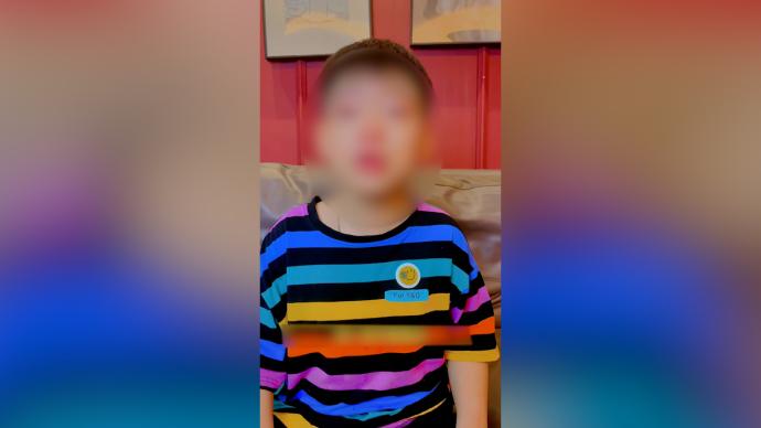 9岁脑瘫男孩手术前叮嘱妈妈生二胎：能做你的儿子很幸福