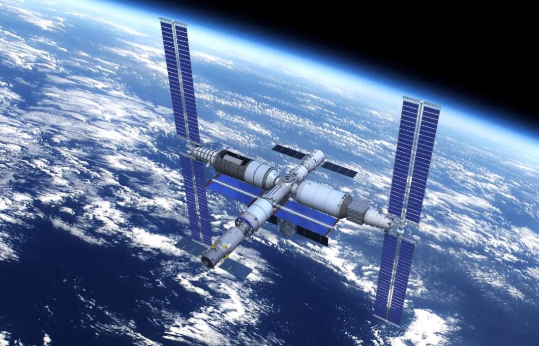 中國空間站總體構型是3個艙段，包括天和核心艙、問天實驗艙和夢天實驗艙，整體呈 T 字構型。