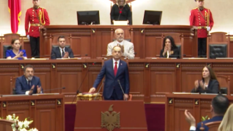 阿尔巴尼亚总统贝加伊宣誓就职，呼吁不同政党开展合作