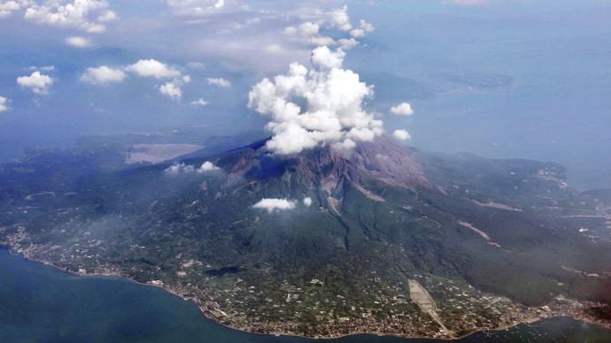 早安·世界｜櫻島火山大規模噴發，日本氣象廳發最高級別警報