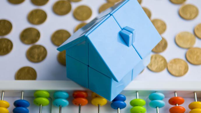 上半年新增貸款投向明晰：房地產貸款占比降至4.9%