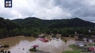 美国肯塔基州洪灾已致28人死亡，降雨给搜救工作带来困难