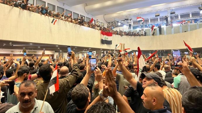 伊拉克首都爆发示威游行，抗议新总理候选人提名