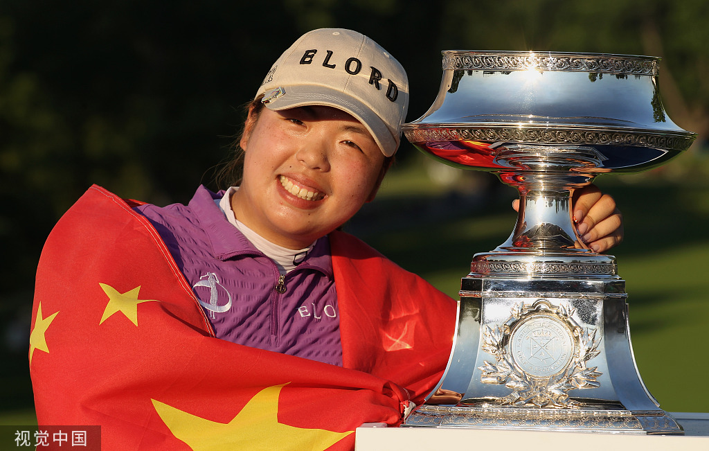冯珊珊就是中国高尔夫运动的旗帜。