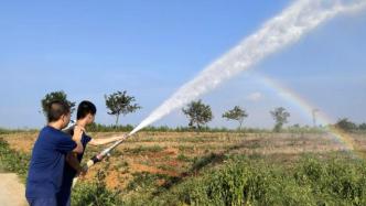 村民200多亩油茶树遭遇旱灾，消防洒水40余吨解燃眉之急