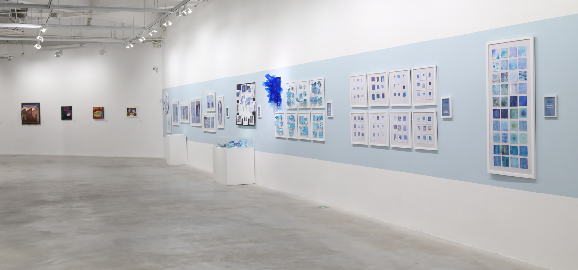 “《一百种蓝》计划”展览现场