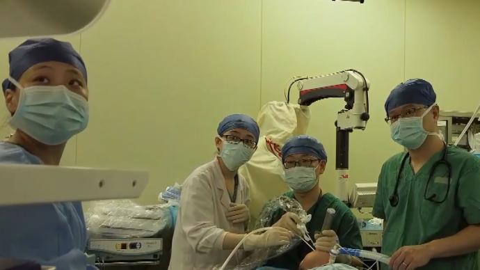 历时一年半救治，患严重肺部疾病的2岁女童在上海康复出院