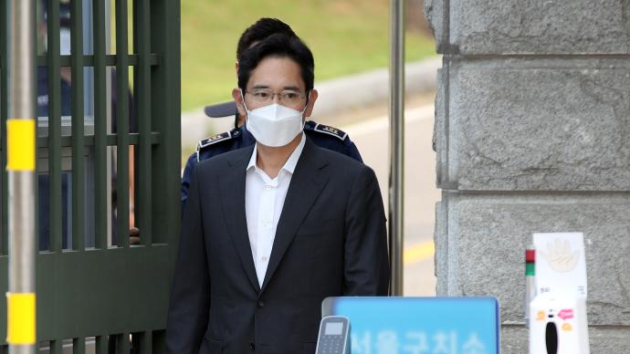 三星集团掌门李在镕获韩国政府特赦，曾因行贿朴槿惠获刑