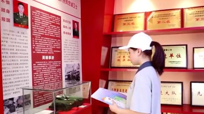 犧牲消防員女兒收到錄取通知書直奔消防隊