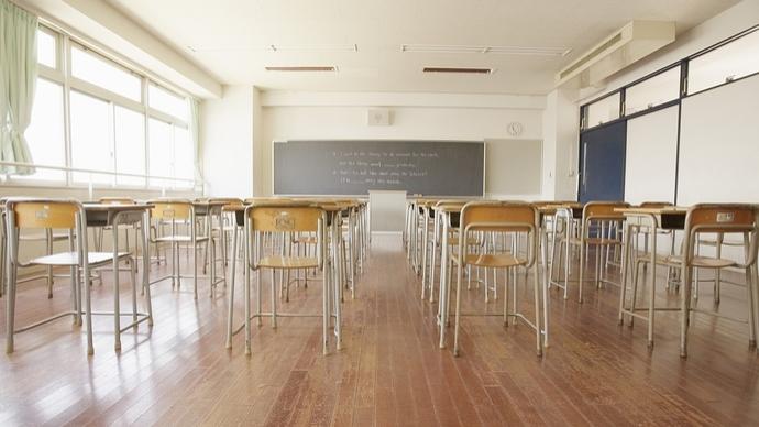 甘肃：中小学除高三、初三外其他年级推迟至9月5日后开学
