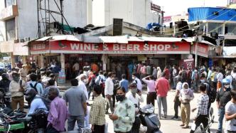 英媒：印度首都卖酒禁令的政策转变折射激烈党争