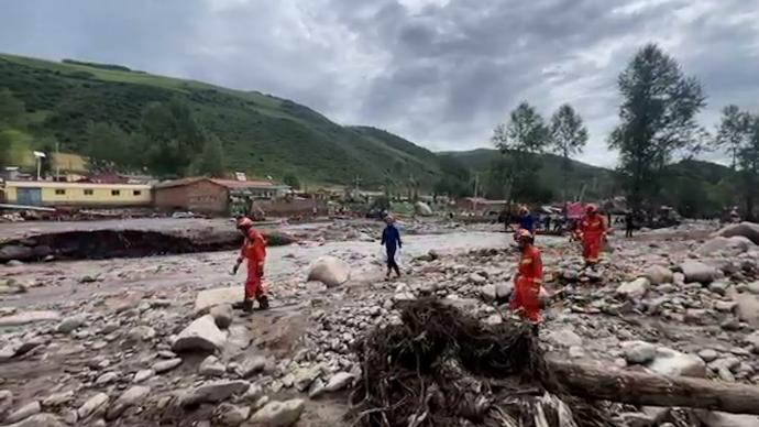 青海大通山洪灾害已致16人死亡，当地组织两千余人正救援