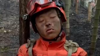 辛苦了！四川泸州消防员面包没吃完累到睡着