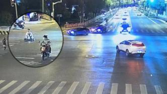 上海一男子开改装玩具卡丁车上路，交警：扣车，罚款！