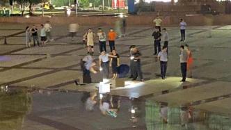 安徽芜湖南陵县一广场多人遭遇雷击，致2死2伤