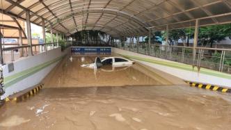 受台风“轩岚诺”影响，韩国浦项市地下停车场进水已致8失踪
