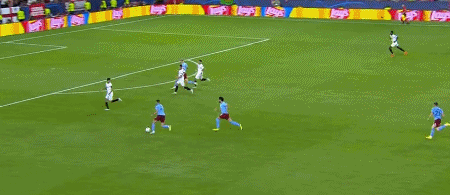 哈兰德梅开二度_1天揽下2大奖！姆巴佩是五大联赛本季第2优等生 自谦：追不上_姆巴佩欧冠独中两元