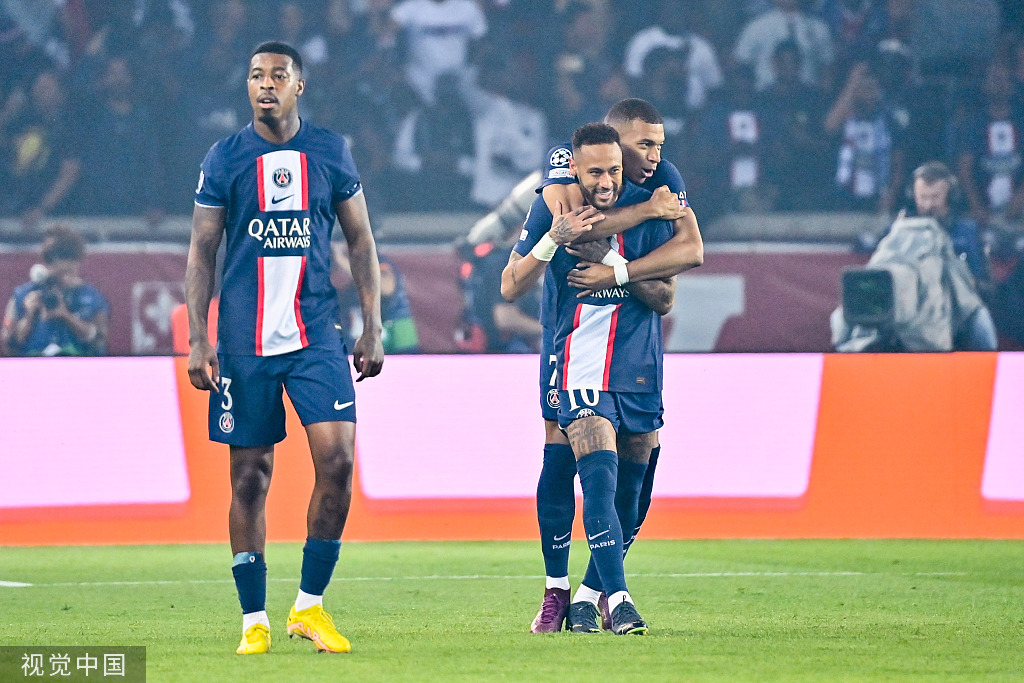 哈兰德梅开二度_1天揽下2大奖！姆巴佩是五大联赛本季第2优等生 自谦：追不上_姆巴佩欧冠独中两元