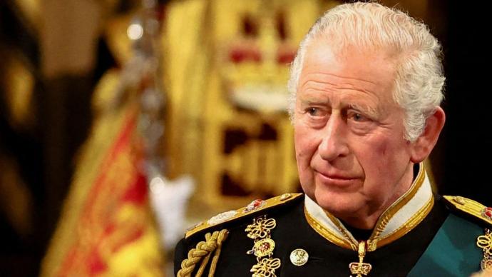 女王辞世丨长子查尔斯将宣誓登基，成为英国新国王