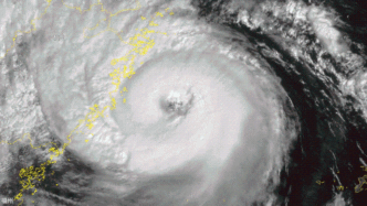 衛星鏡頭下的臺風“梅花”：或將兩次登陸，主體已影響上海