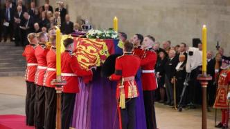 早安·世界｜英国女王送葬仪式开始，灵柩转移至威斯敏斯特宫