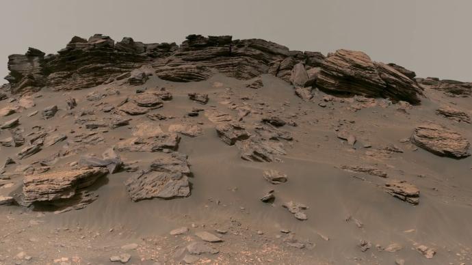 “毅力号”传回最清晰火星表面图像
