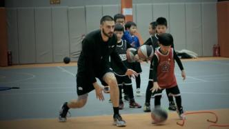 生活在中国：来自塞尔维亚，他在洛阳做篮球教练