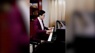 17岁孤独症少年苦练钢琴屡获奖，网友：他在发光