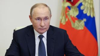 普京主持召开经济问题会议，要求保障俄宏观经济的稳定恢复