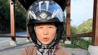 骑行千里寻母的女子发视频向网友报喜：我找到亲妈了！