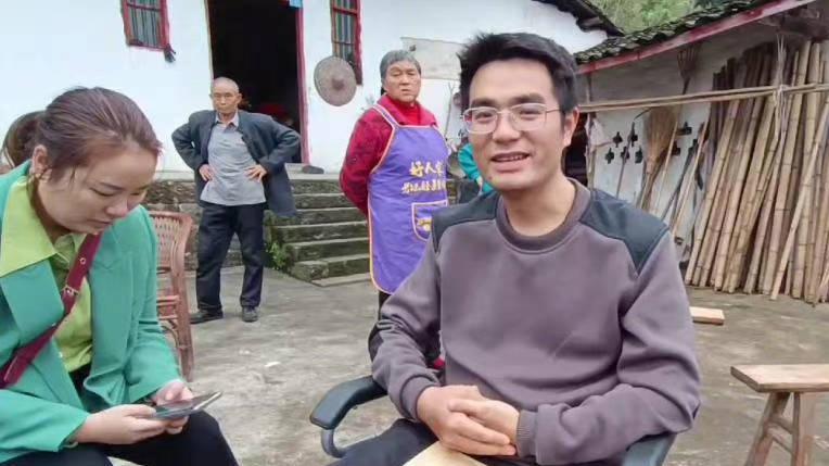 “泄洪英雄”甘宇已回老家休養，準備應考一級建造師