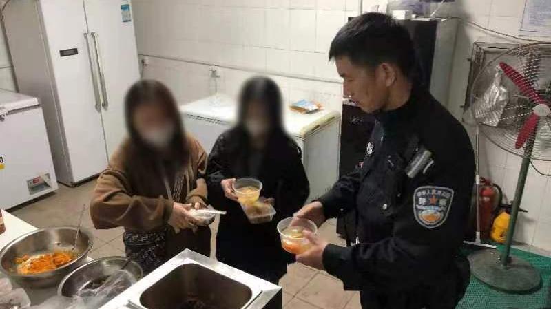 两初中女生离家出走欲打工，长沙铁路公安处铁警联动截回