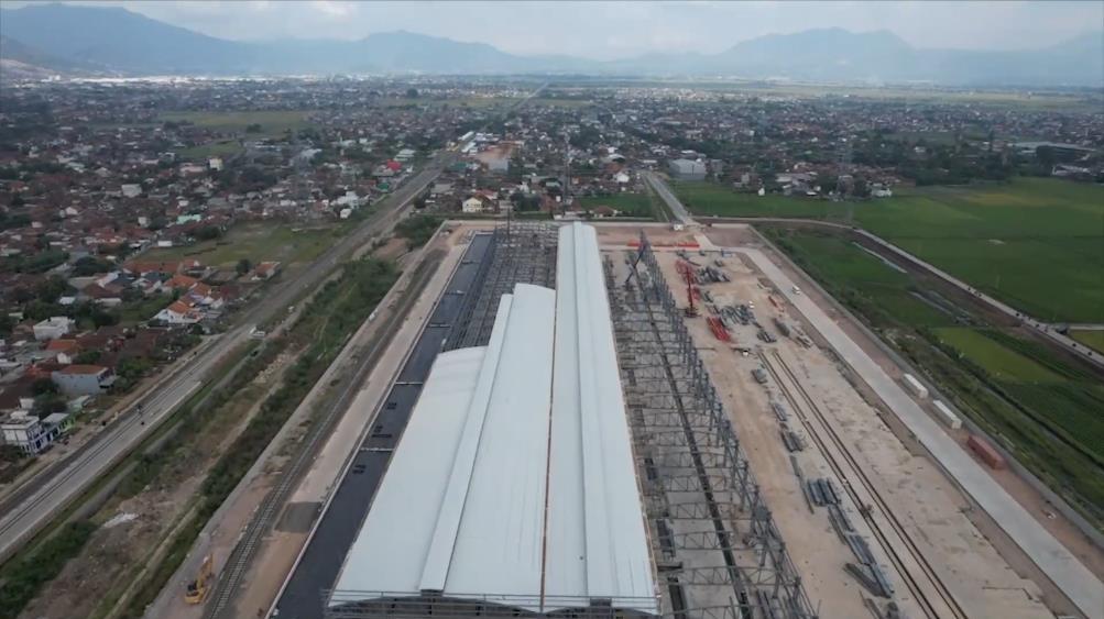印尼总统：雅万高铁建设体现印尼与中国良好合作