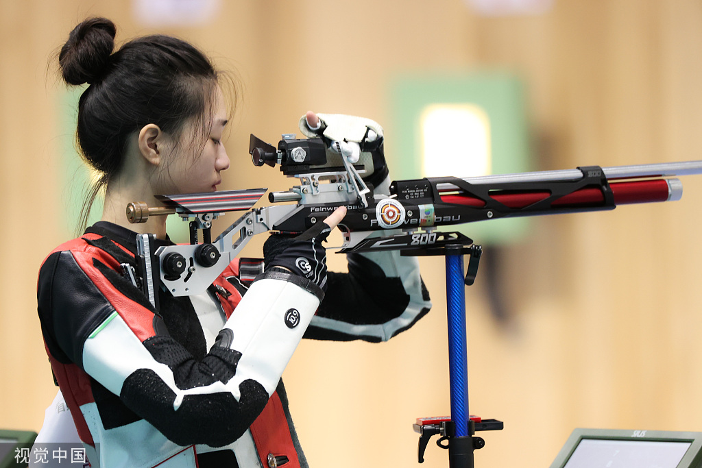 体坛联播｜16岁女孩射击世锦赛两金一银，新外援称赞CBA_运动家_澎湃新闻-The Paper