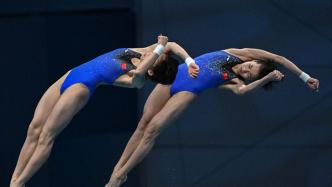 重现水花消失术！陈芋汐/全红婵跳水世界杯双人十米台夺冠