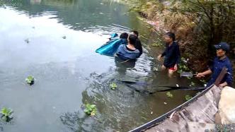 温州一男子送女儿上学，连人带车落入水中