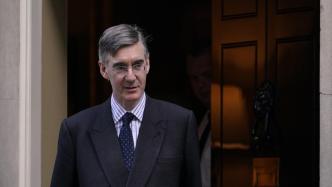 英国商务大臣雅各布·里斯-莫格宣布辞职