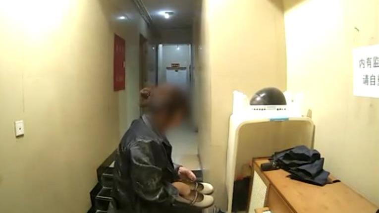 居民家門口鞋子不翼而飛,竟有人凌晨四點(diǎn)上門試穿后偷走