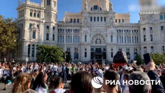医疗资源短缺，西班牙数十万民众举行抗议