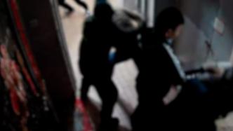 4歲幼童涉“探視權糾紛”遭生父帶人搶奪，經歷至暗30秒