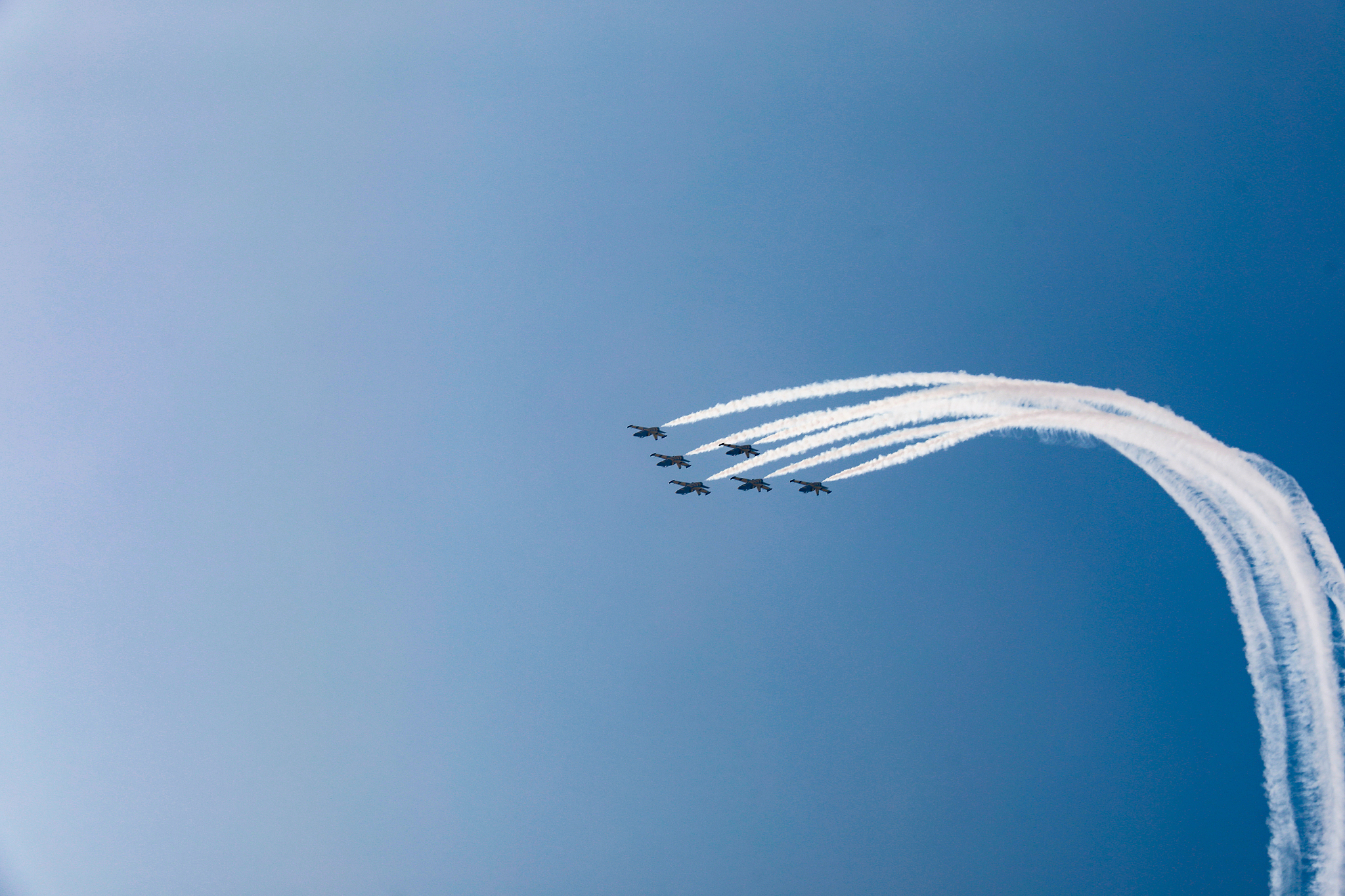 超燃 来南昌飞行大会 看特技飞行表演队高空炫技 澎湃新闻 The Paper