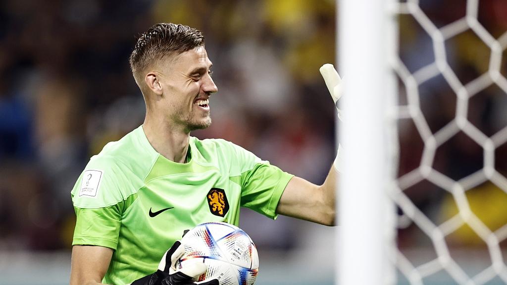 身高最高,起点最低,两次失业,这是荷兰门将诺珀特的人生