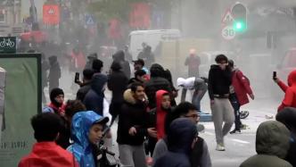 摩洛哥球迷在比利时首都制造骚乱