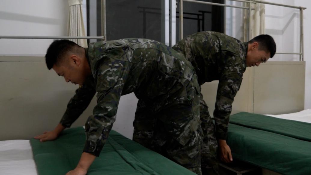 冬季退役老兵告別軍營