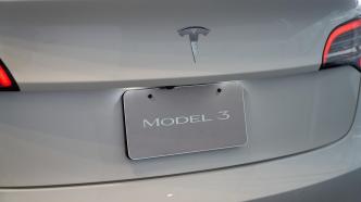 特斯拉召回部分国产Model 3和Model Y电动汽车，涉43万辆